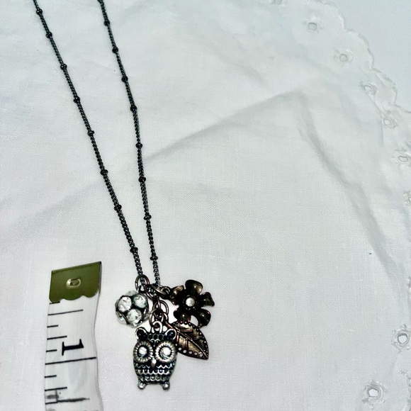 Charming Charlie Owl charm necklace - Picture 2 of 2